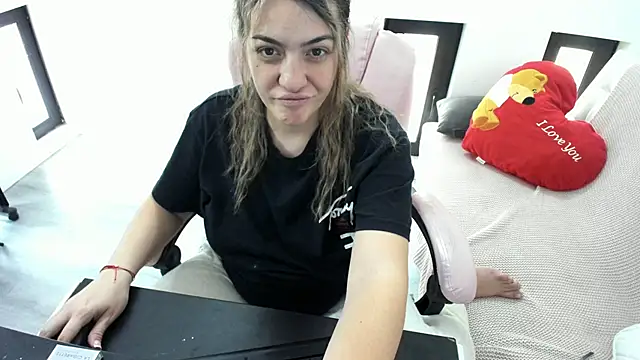 Dyana_Kaylinn webcam