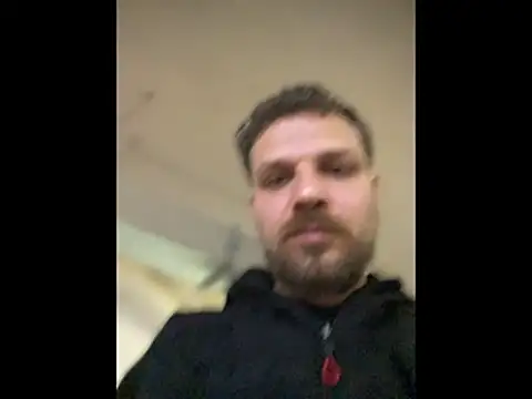 giyasbvnghkgkfk webcam