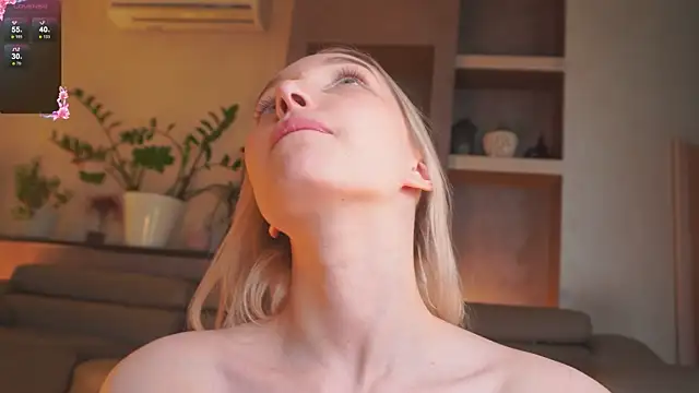 YvetteMilbrett webcam