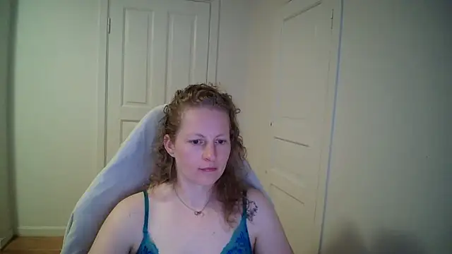 Girlnina-1995 webcam