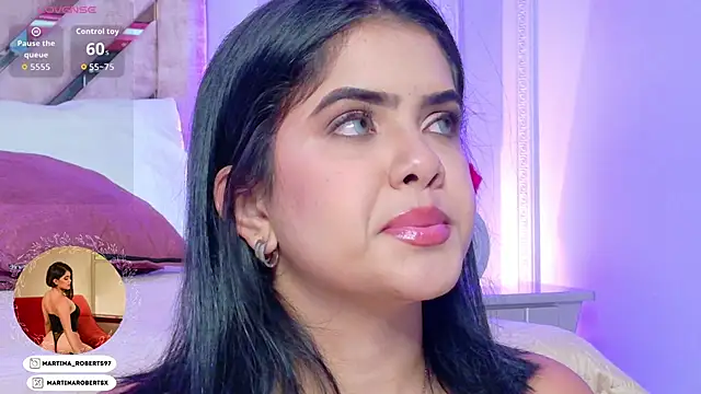 Martina-Roberts- webcam