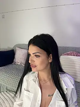 irisrossie (F young) - make me squirt all over