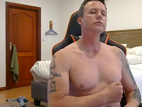 TroyDieselXXX webcam