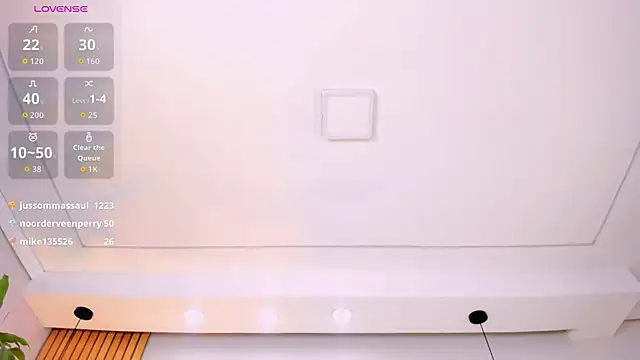 REINA_ADAHARA webcam