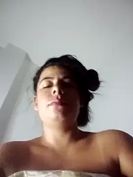 Tuconejita1220 webcam