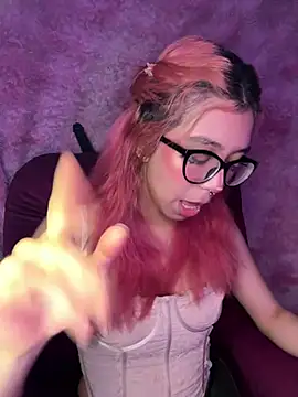 valen-foxx1 - Valen-Foxx1's free webcam - UK Sex Cams