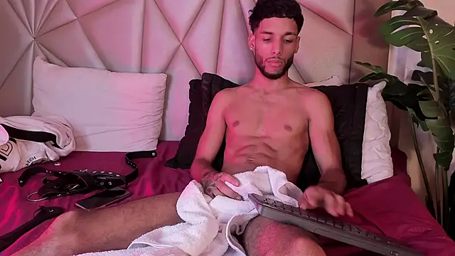 Thiagoferreti webcam