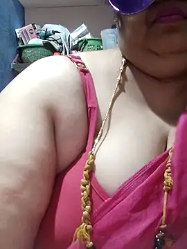 tamilthanushri webcam