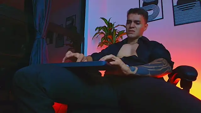 ALPHA_DOMINUS_ webcam