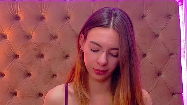 coravex - CoraVex's free webcam - UK Sex Cams