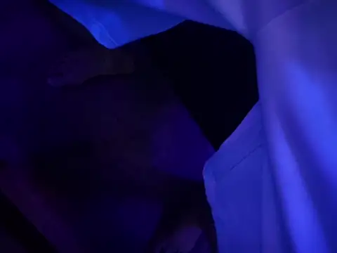 chronic_vibez webcam