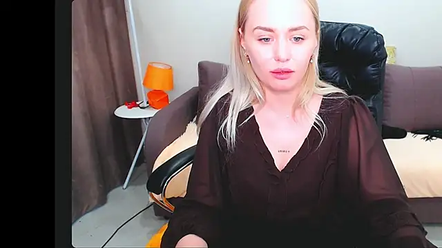 LiluMoon__ webcam