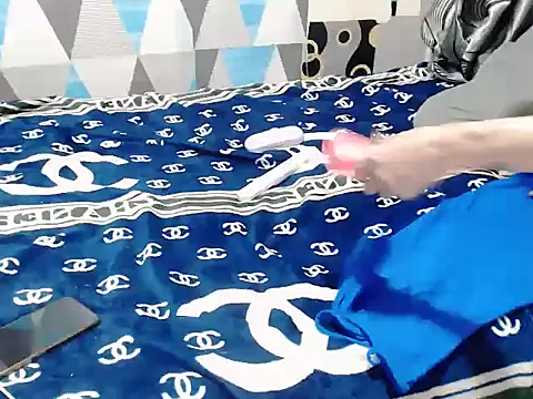 Savannah_Cock webcam