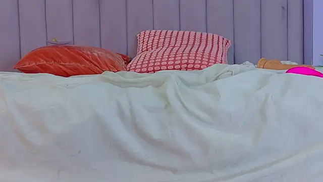 AmberStonne__ webcam