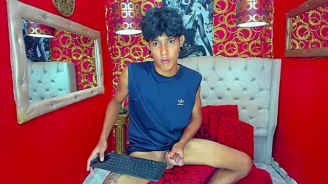 straightyoungpein webcam