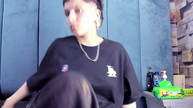 Megan_Thompson_ webcam