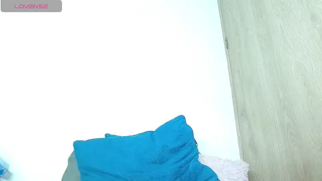 avaleri_cherry webcam