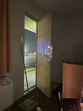 stressreliever82 - Stressreliever82's free webcam - UK Sex Cams