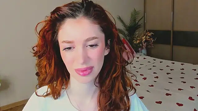 ChristinaConteeree webcam