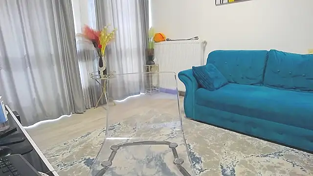 ScarletTemptations webcam