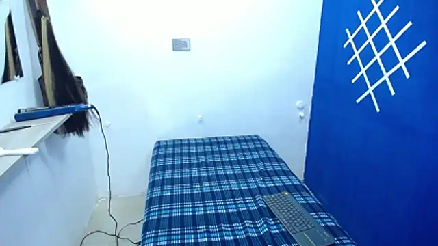 nicol_grey - Nicol_grey's free webcam - UK Sex Cams