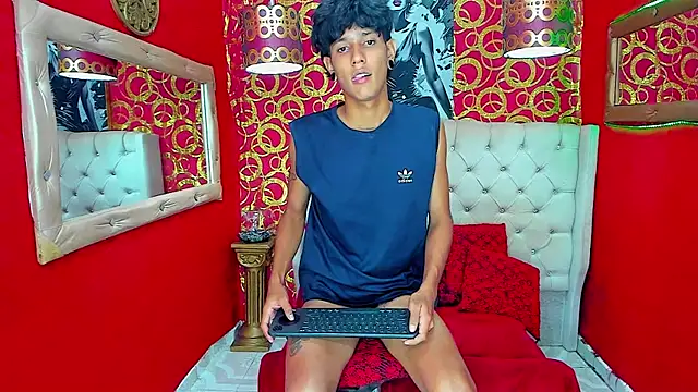 straightyoungpein webcam