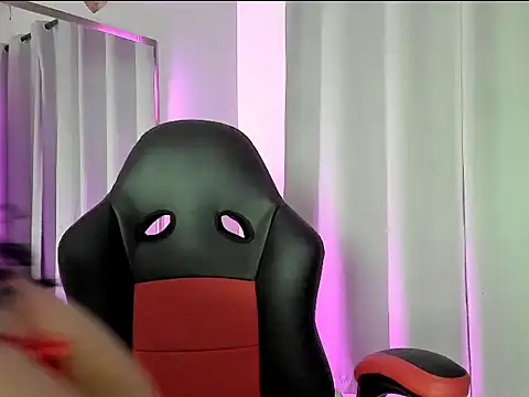 khiara_jhones webcam