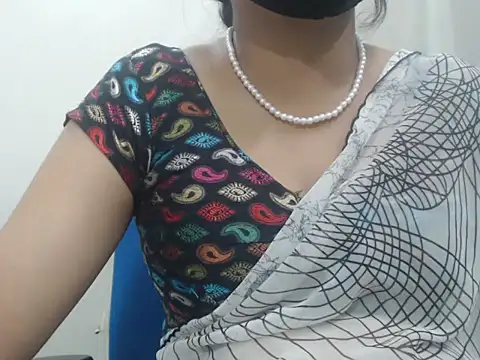 Lovely_Siri_23 webcam