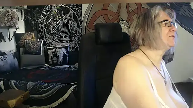 TittenMichelle webcam