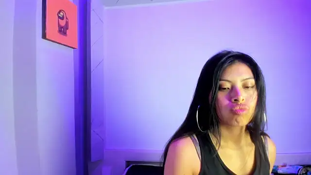 Chloe_Martini webcam