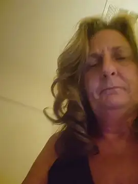 SultrySummer68 webcam