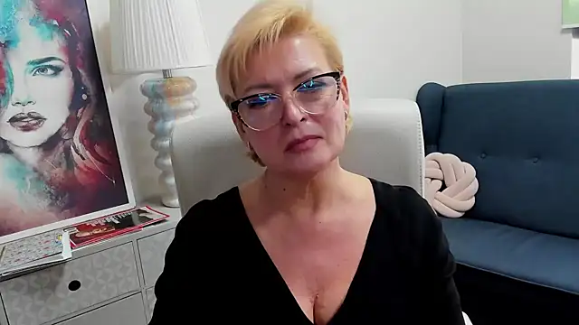 luna_xfantasy webcam