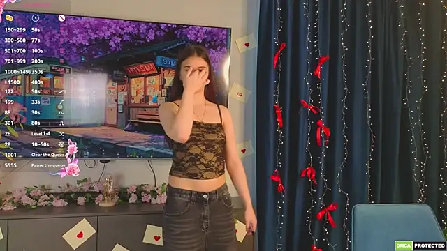 SimonneLacross webcam