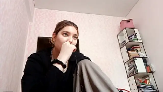 janinethielman (F teen) - show outfit