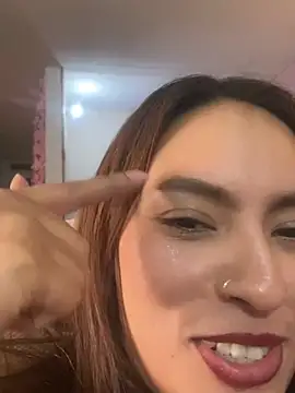 Adarha_Ramirez webcam