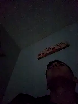 Gabrielr214090 webcam