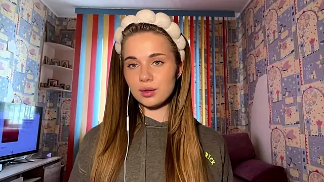 Miss_Blessnyth webcam