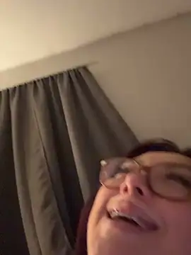 Pumpkin_bunny webcam