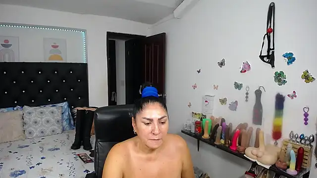 mature_bigboobs10 webcam