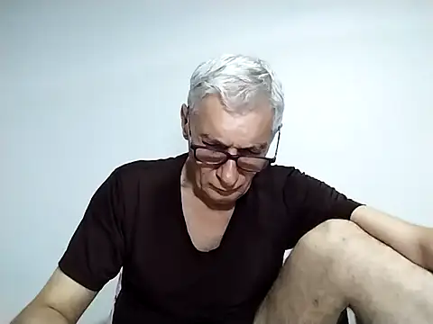 BIGUNCUTHARDCOCK webcam