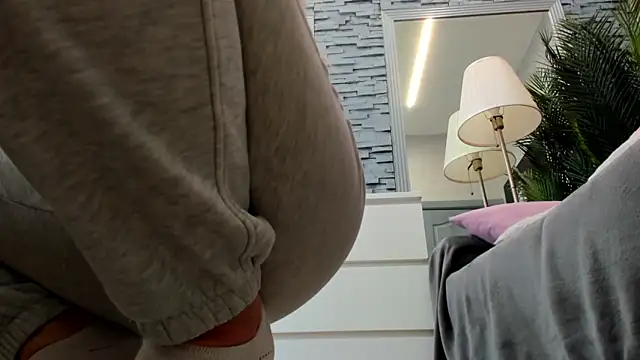 Reina_Cummings webcam