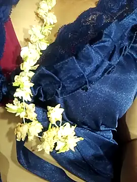 priyatelugu340 live sex cam