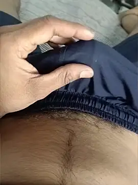 Rocky-badboy_cum4me webcam