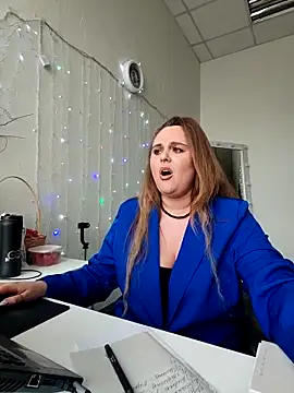 Juicy_PeachLux webcam