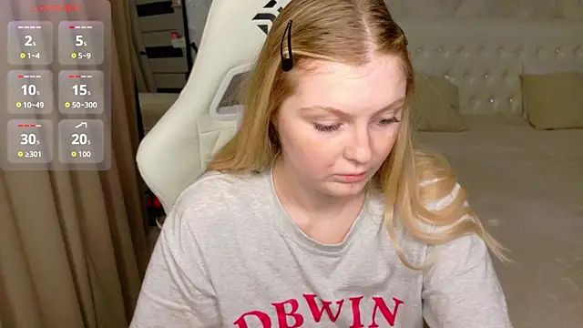 AmeliaDiamond webcam