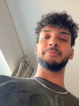 Gipsyboysteve's live cam