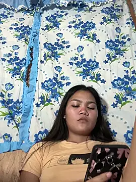 PinaySkinnyJust18 webcam