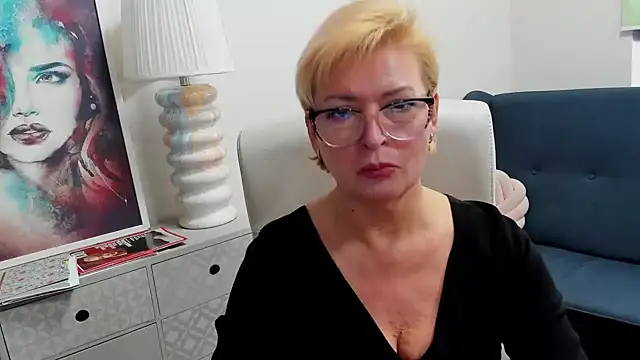 luna_xfantasy webcam