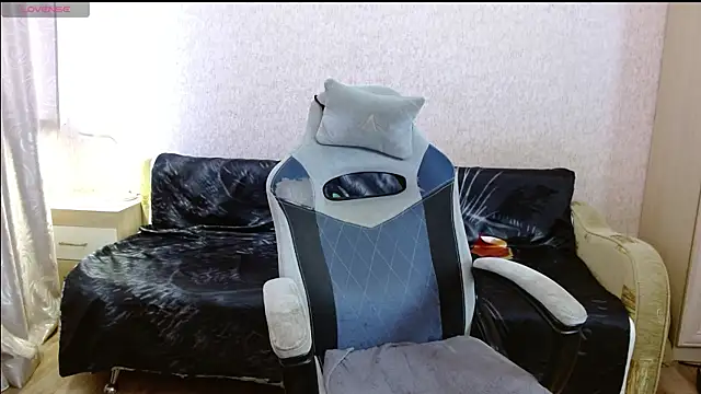 Aestheticguy101 webcam