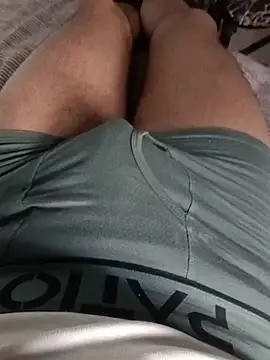 Rocky-badboy_cum4me webcam